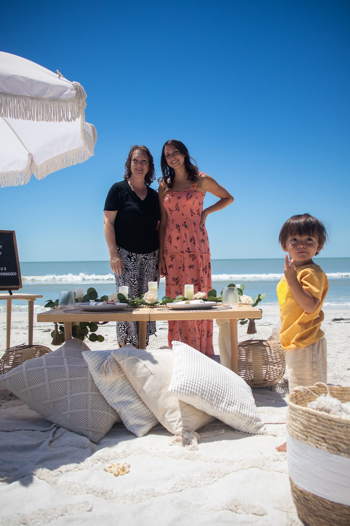 family photoshoot with picnic goals